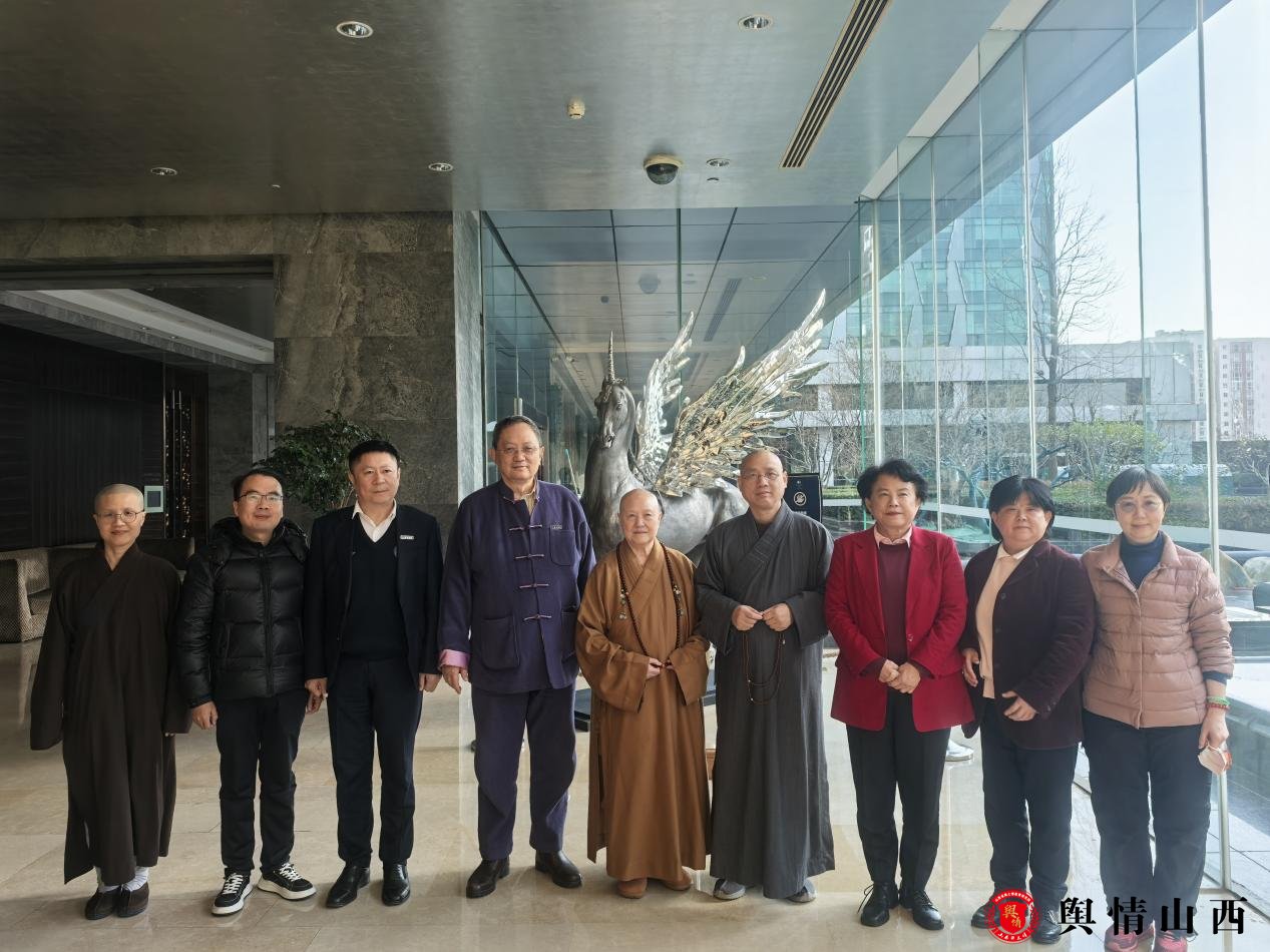 图片暂时无法显示