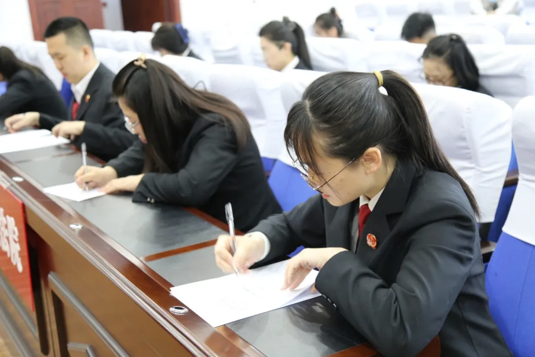 图片暂时无法显示